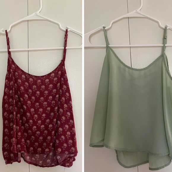 Bundle of 2 Cute Size M Summer Crop Tops - Picture 1 of 15